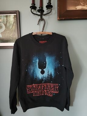 Stranger Things Crewneck Sweatshirt Size Small